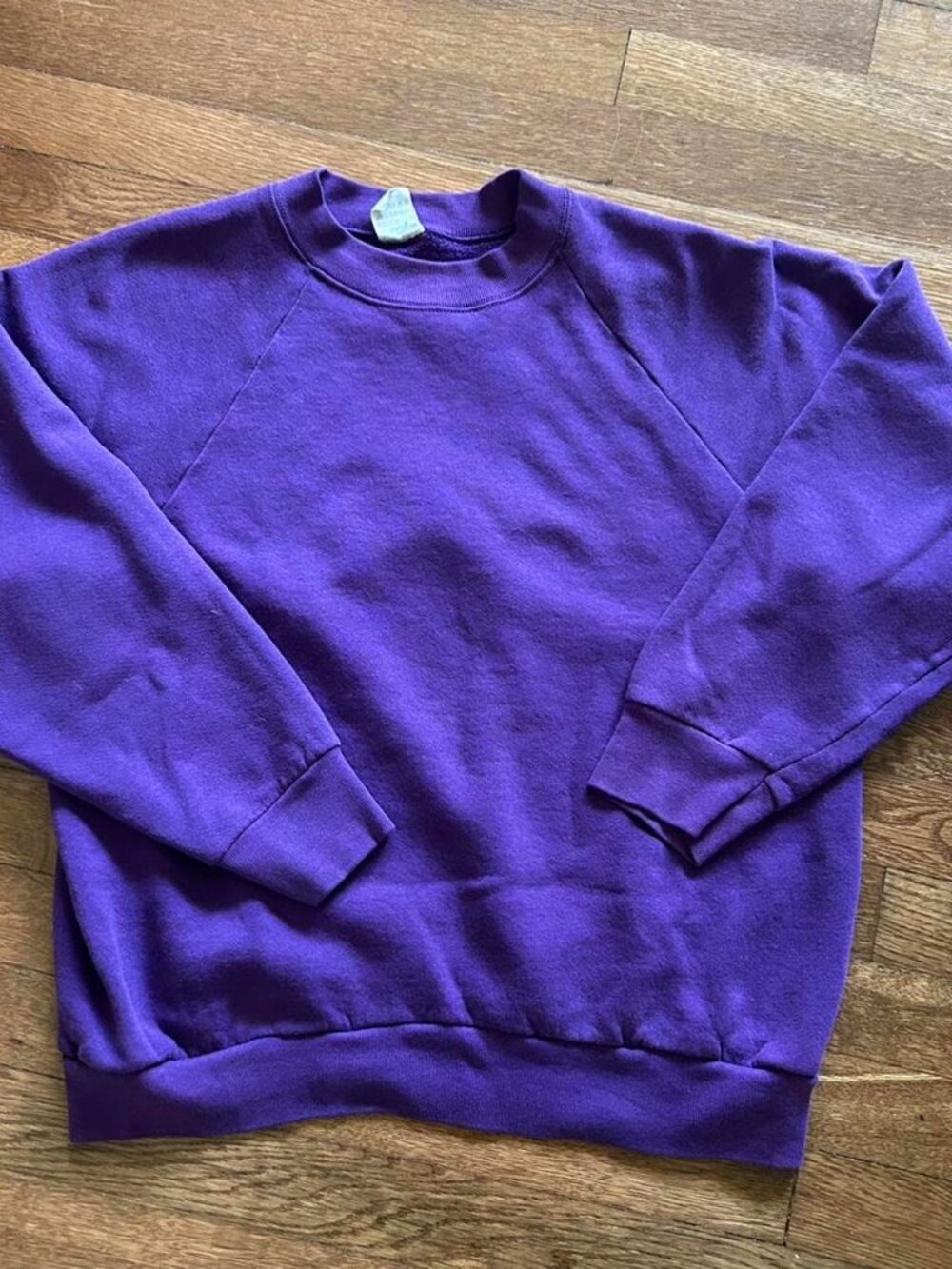 Perfect bright neon purple vintage 90s raglan crewneck sweatshirt